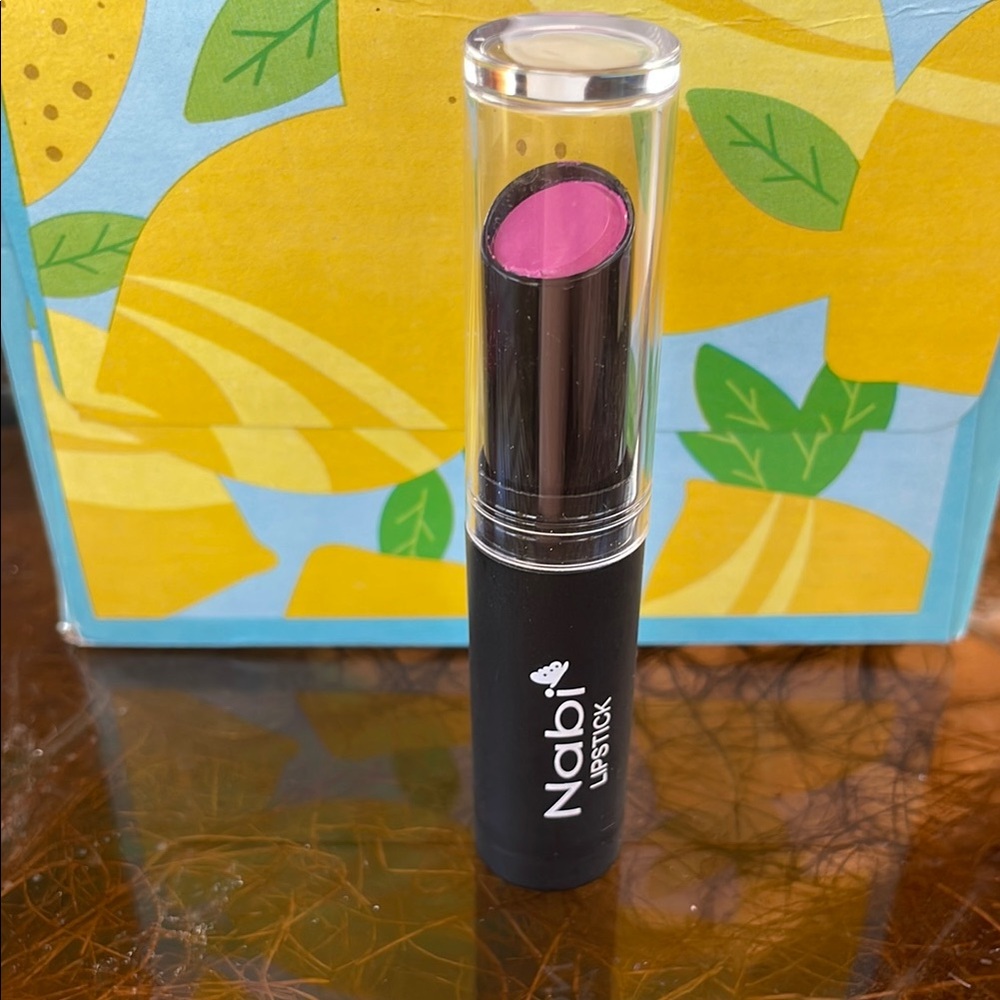 Nabi lavender lipstick nwt